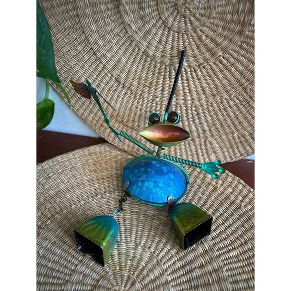 Colorful Metal Frog Figurine with Bell Feet - Picture 1 of 10